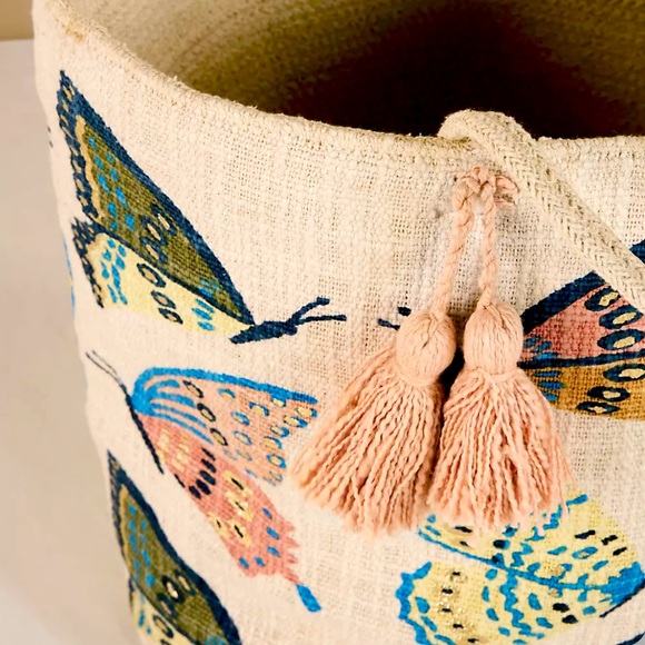 Anthropologie Open Utility Woven Butterfly Handled Basket Tote Ivory Blue New - Picture 5 of 5